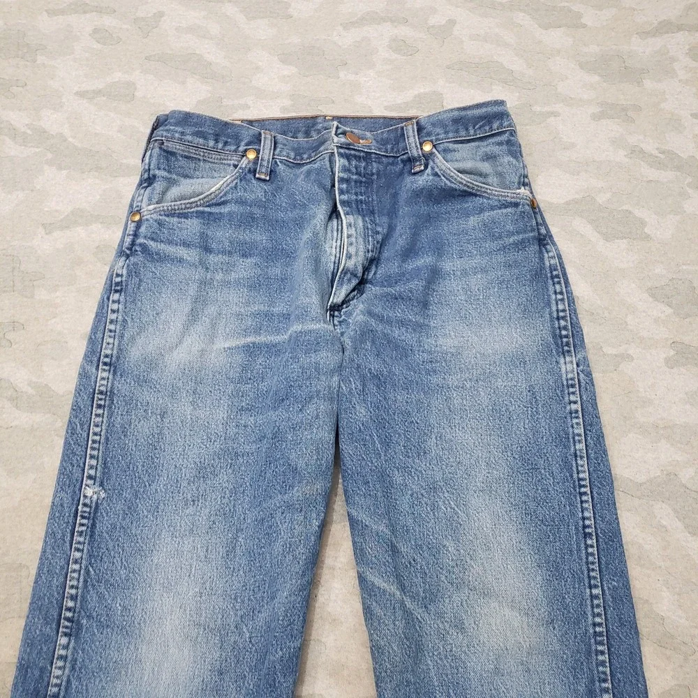 Vintage Wrangler 13MWZ Jeans Mens 32x34 Blue Western USA Cowboy Cut Whiskered